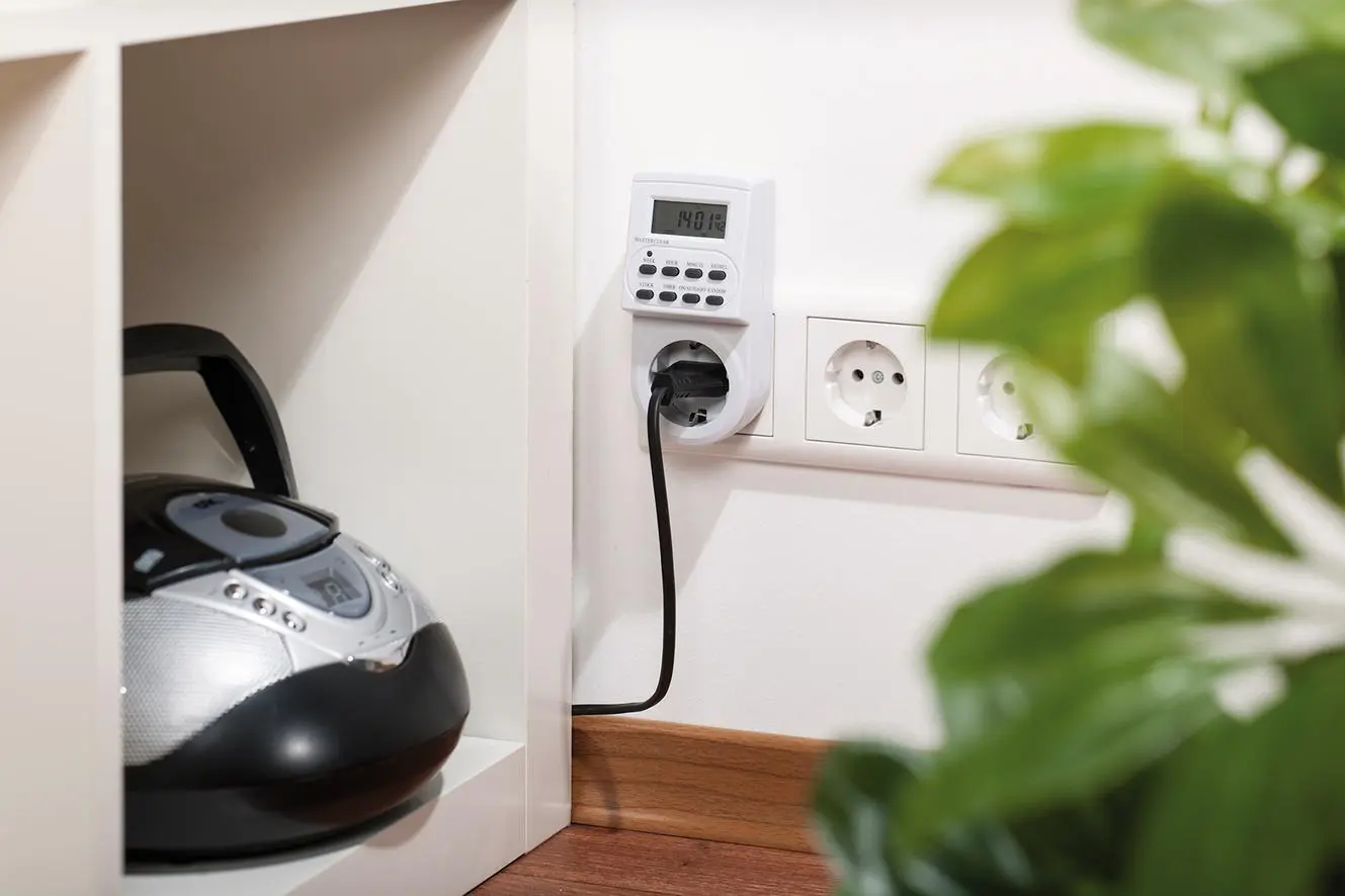 Brennenstuhl Digital weekly timer DZ 20